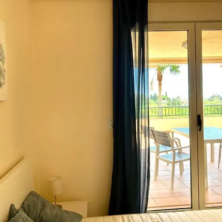 Lejlighed 2 Bedroom Flat With Stunning Terrace & View Benalmádena